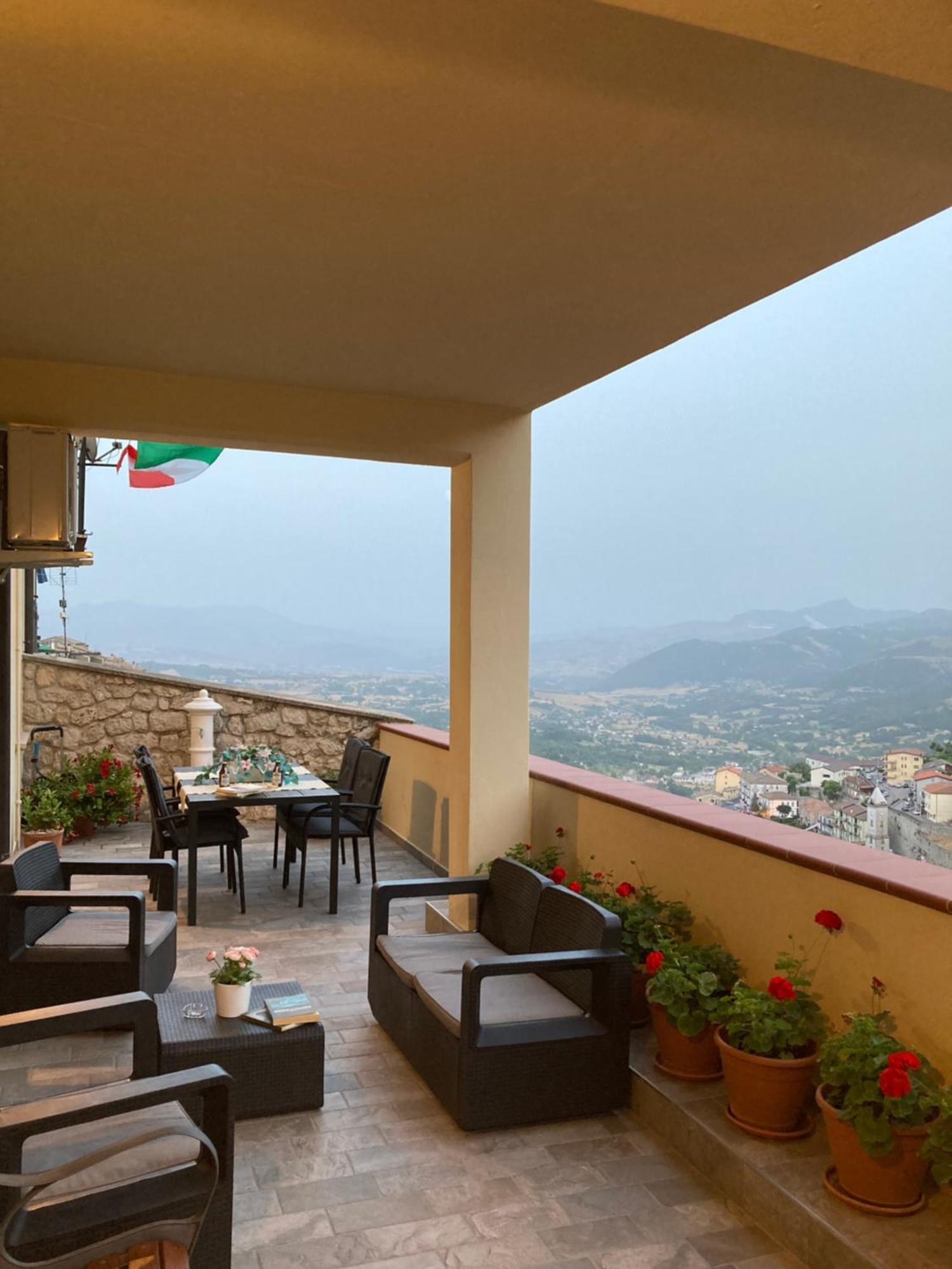Nonna Felicia B&B Muro Lucano Bagian luar foto