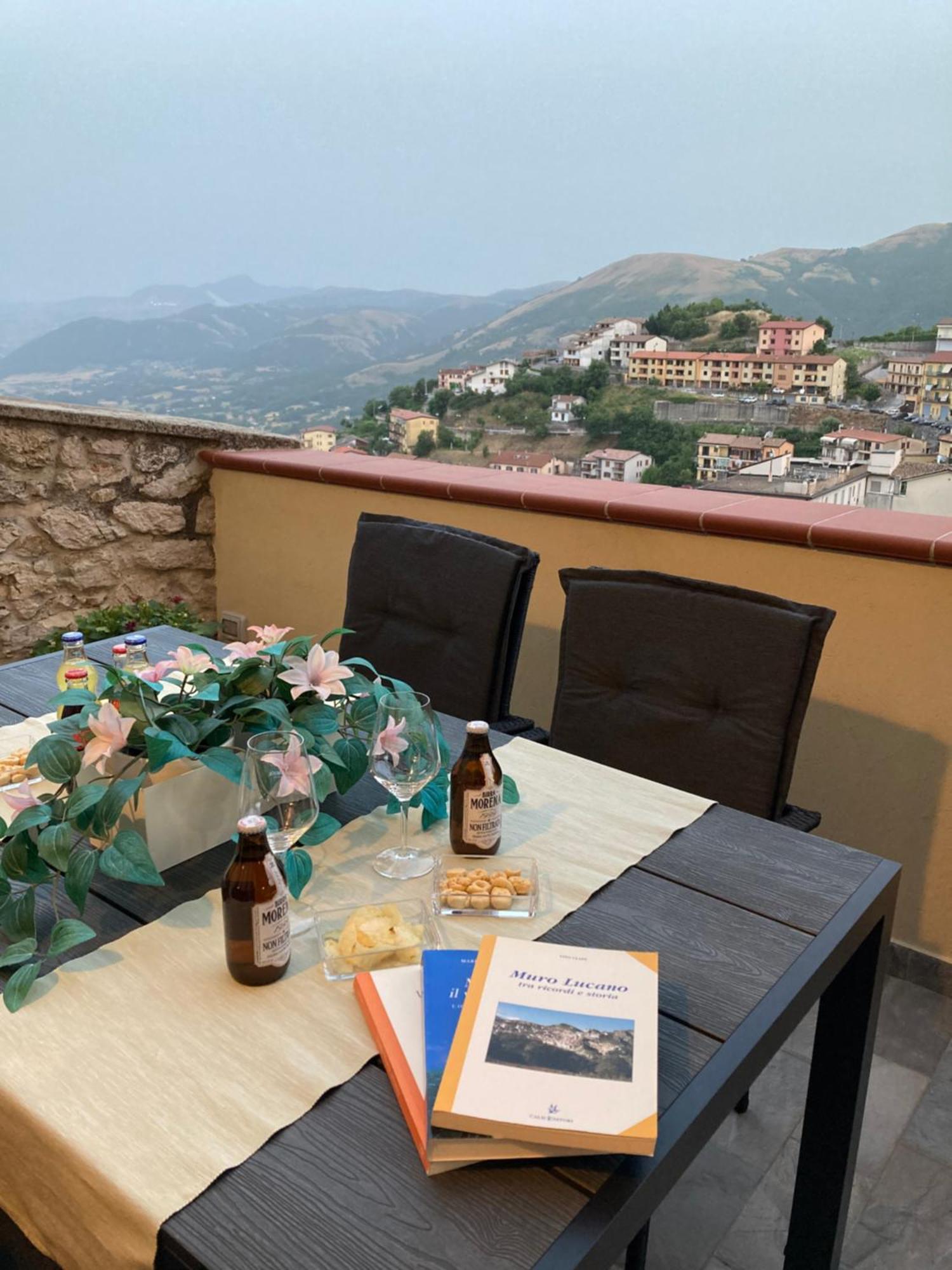 Nonna Felicia B&B Muro Lucano Bagian luar foto