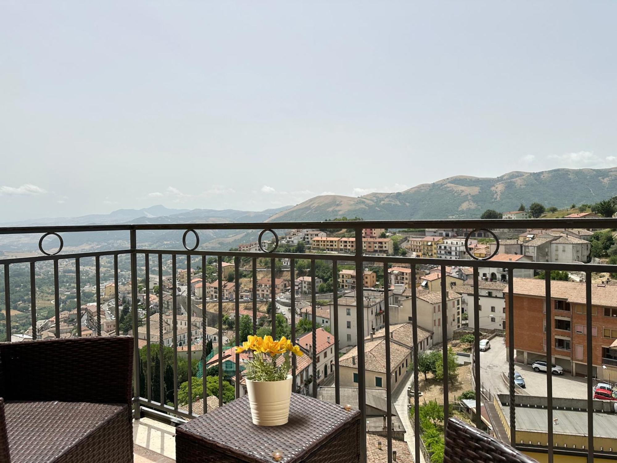 Nonna Felicia B&B Muro Lucano Bagian luar foto